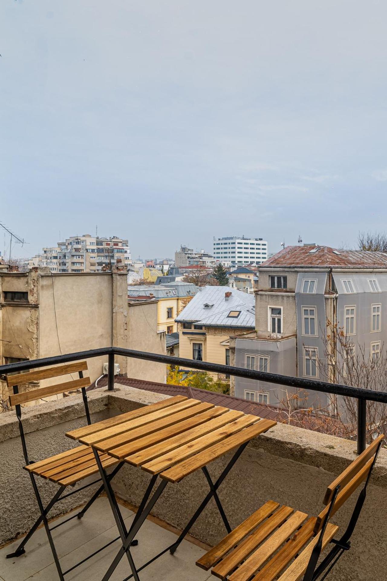 Loggia & Luxe 5Br Penthouse In Universitatii Area 布加勒斯特 外观 照片